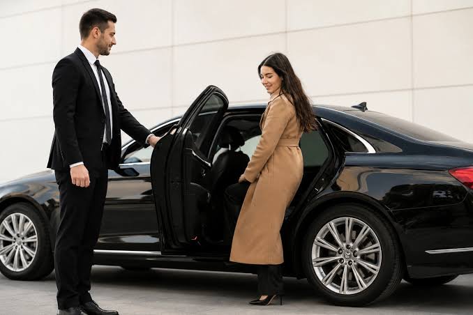 Ajouter Daytrip à une activité de chauffeur privé : compatibilité et contraintes